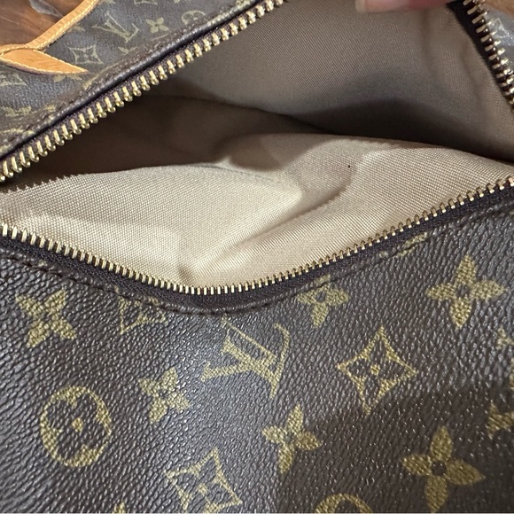 LV - Picture 8 of 12